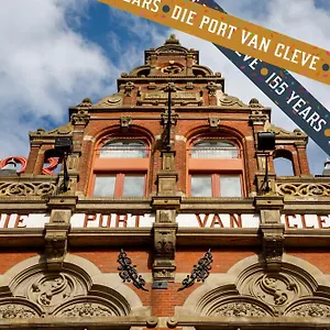 Port Cleve 4* Амстердам
